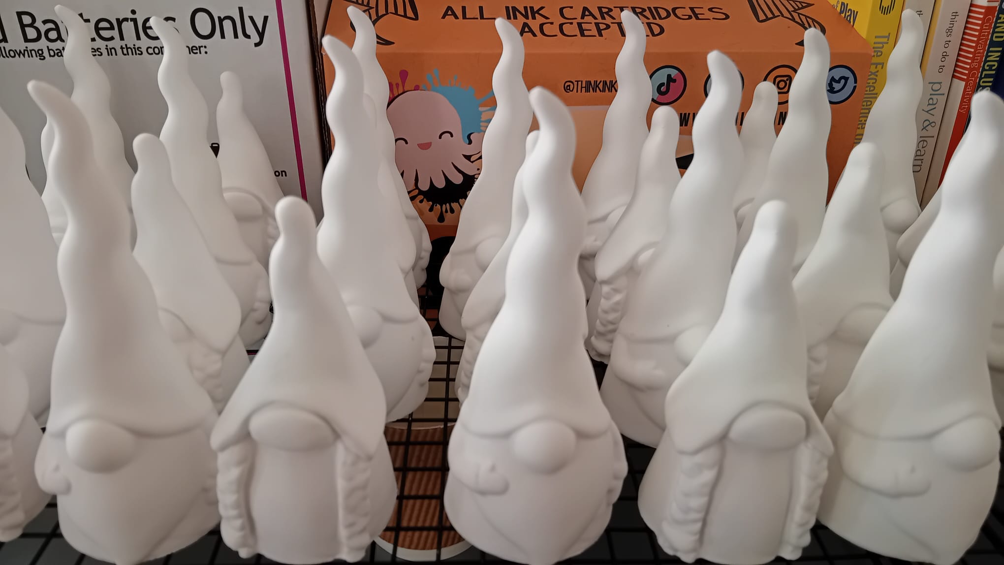 Blank gnomes waiting for decorating
